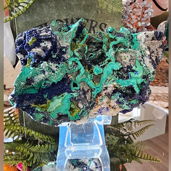 Large Very Rare Azurite, Malachite, And Limonite Quartz Specimen STUNNING! - Picture 5 of 17